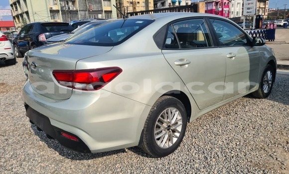 Comprar Usado Kia rio Prata Carro em Luanda em Luanda Province Comprar Usado Kia rio Prata Carro em Luanda em Luanda Province