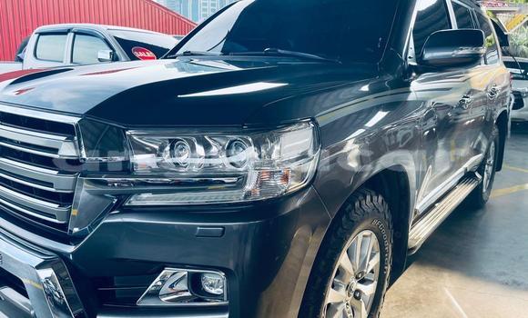 Comprar Usado Toyota Land Cruiser Prado Preto Carro em Luena em Moxico