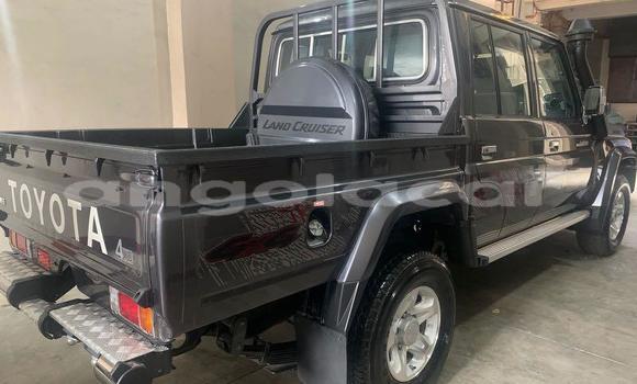 Comprar Usado Toyota Land Cruiser Preto Carro em Luena em Moxico Comprar Usado Toyota Land Cruiser Preto Carro em Luena em Moxico