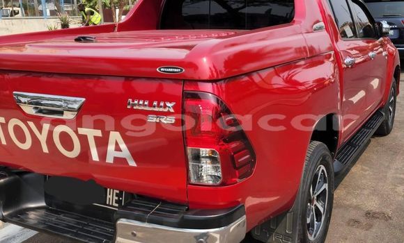 Buy Used Toyota Hilux Red Car in Luanda in Luanda Province Buy Used Toyota Hilux Red Car in Luanda in Luanda Province