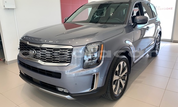 Buy Used Kia Towner Silver Car in Luanda in Luanda Province Buy Used Kia Towner Silver Car in Luanda in Luanda Province