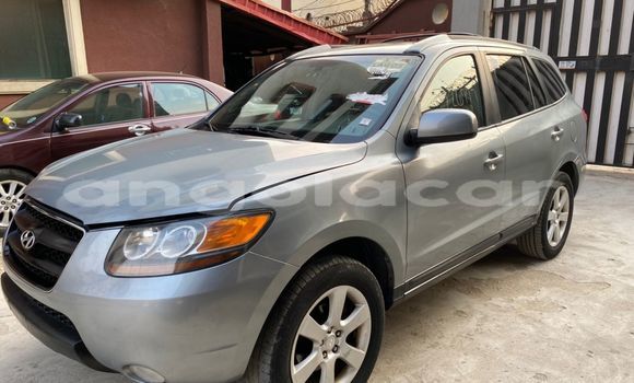 Acheter Occasion Voiture Hyundai Santa Fe Gris à Luanda, Province de Luanda Acheter Occasion Voiture Hyundai Santa Fe Gris à Luanda, Province de Luanda