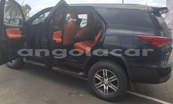 Buy Used Toyota Fortuner Black Car in Luanda in Luanda Province Buy Used Toyota Fortuner Black Car in Luanda in Luanda Province