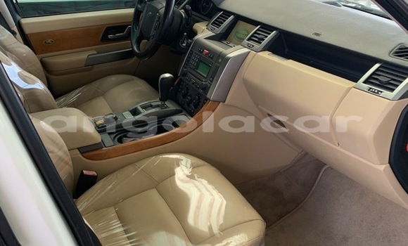 Acheter Occasion Voiture Land Rover Range Rover Gris à Luanda, Province de Luanda Acheter Occasion Voiture Land Rover Range Rover Gris à Luanda, Province de Luanda