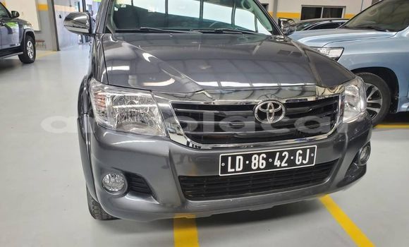 Comprar Usado Toyota Hilux Preto Carro em Luanda em Luanda Province Comprar Usado Toyota Hilux Preto Carro em Luanda em Luanda Province