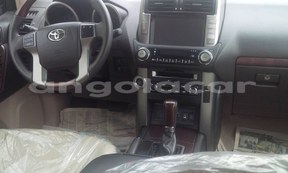Acheter Occasion Voiture Toyota Land Cruiser Prado Gris à Luanda, Province de Luanda Acheter Occasion Voiture Toyota Land Cruiser Prado Gris à Luanda, Province de Luanda