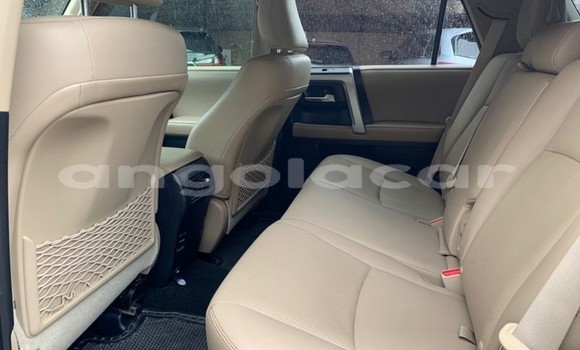 Buy Used Toyota 4Runner Red Car in Luanda in Luanda Province Buy Used Toyota 4Runner Red Car in Luanda in Luanda Province