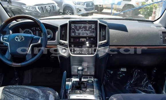 Acheter Neuf Voiture Toyota Land Cruiser Blanc à Benguela, Benguela Acheter Neuf Voiture Toyota Land Cruiser Blanc à Benguela, Benguela