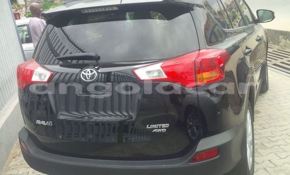 Acheter Occasion Voiture Toyota RAV4 Noir à Luanda, Province de Luanda Acheter Occasion Voiture Toyota RAV4 Noir à Luanda, Province de Luanda