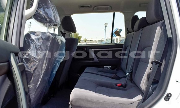 Acheter Neuf Voiture Toyota Land Cruiser Blanc à Benguela, Benguela Acheter Neuf Voiture Toyota Land Cruiser Blanc à Benguela, Benguela