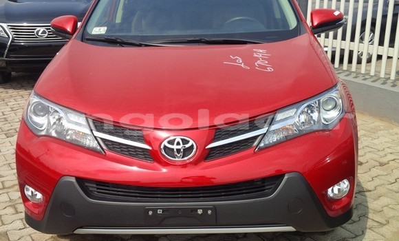 Comprar Usado Toyota RAV4 Vermelho Carro em Luanda em Luanda Province