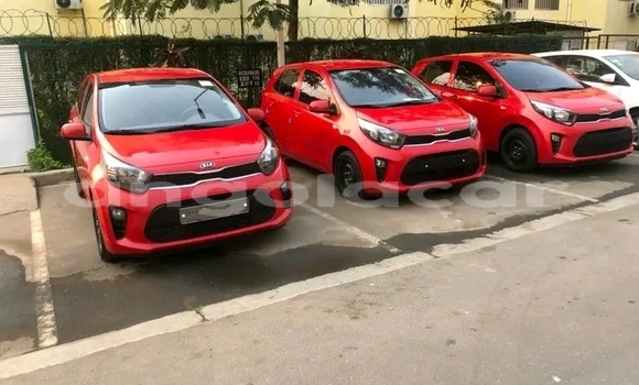 Acheter Occasion Voiture Kia Picanto Rouge à Luanda, Province de Luanda Acheter Occasion Voiture Kia Picanto Rouge à Luanda, Province de Luanda