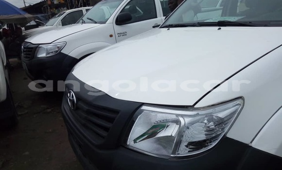 Acheter Occasion Voiture Toyota Hilux Blanc à Luanda, Province de Luanda Acheter Occasion Voiture Toyota Hilux Blanc à Luanda, Province de Luanda