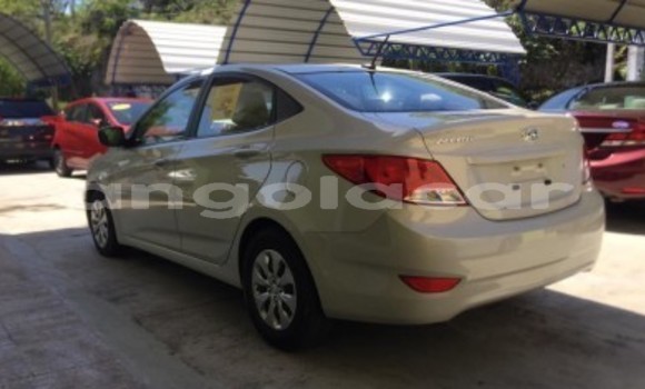 Acheter Occasion Voiture Hyundai Accent Autre à Luanda, Province de Luanda Acheter Occasion Voiture Hyundai Accent Autre à Luanda, Province de Luanda