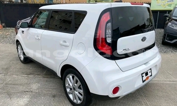 Comprar Usado Kia Soul Branco Carro em Luanda em Luanda Province Comprar Usado Kia Soul Branco Carro em Luanda em Luanda Province