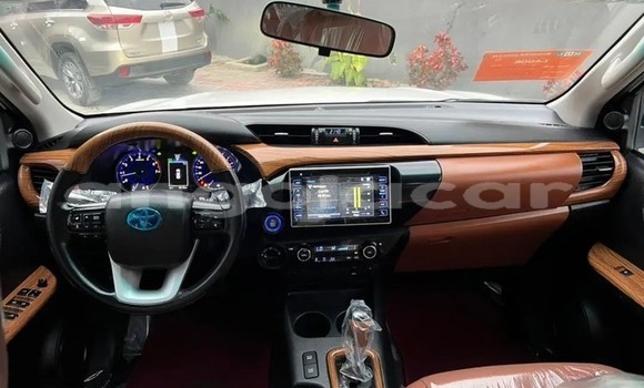Comprar Usado Toyota Hilux Branco Carro em Luanda em Luanda Province Comprar Usado Toyota Hilux Branco Carro em Luanda em Luanda Province