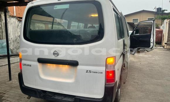 Acheter Occasion Voiture Nissan Urvan Blanc à Luanda, Province de Luanda Acheter Occasion Voiture Nissan Urvan Blanc à Luanda, Province de Luanda