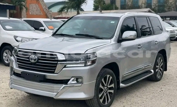Acheter Occasion Voiture Toyota Land Cruiser Gris à Luena, Moxico Acheter Occasion Voiture Toyota Land Cruiser Gris à Luena, Moxico