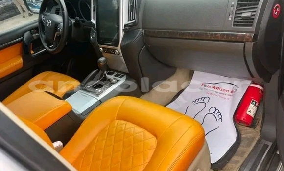 Acheter Occasion Voiture Toyota Land Cruiser Gris à Luena, Moxico Acheter Occasion Voiture Toyota Land Cruiser Gris à Luena, Moxico