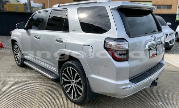 Comprar Usado Toyota 4Runner Outro Carro em Luena em Moxico