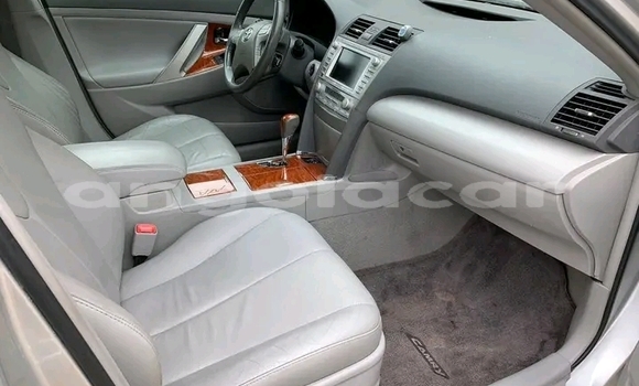 Acheter Occasion Voiture Toyota Camry Gris à Luena, Moxico Acheter Occasion Voiture Toyota Camry Gris à Luena, Moxico