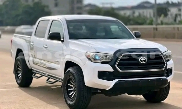 Acheter Occasion Voiture Toyota Tacoma Blanc à Luena, Moxico Acheter Occasion Voiture Toyota Tacoma Blanc à Luena, Moxico