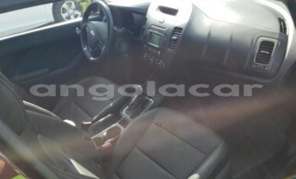 Acheter Occasion Voiture Kia Forte Marron à Luanda, Province de Luanda Acheter Occasion Voiture Kia Forte Marron à Luanda, Province de Luanda
