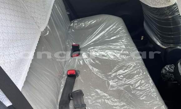 Buy Used Toyota Yaris Brown Car in Luena in Moxico Buy Used Toyota Yaris Brown Car in Luena in Moxico