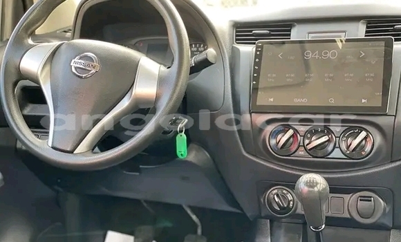 Buy Used Nissan Frontier White Car in Luena in Moxico Buy Used Nissan Frontier White Car in Luena in Moxico