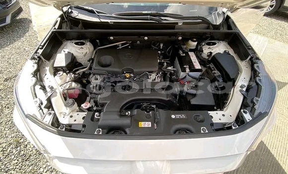 Acheter Occasion Voiture Toyota RAV4 Blanc à Luena, Moxico Acheter Occasion Voiture Toyota RAV4 Blanc à Luena, Moxico