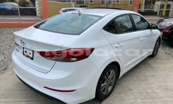 Buy Used Hyundai Elantra White Car in Luena in Moxico Buy Used Hyundai Elantra White Car in Luena in Moxico