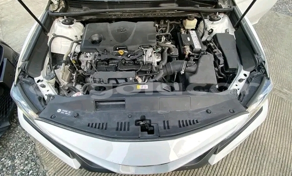 Acheter Occasion Voiture Toyota Camry Blanc à Luena, Moxico Acheter Occasion Voiture Toyota Camry Blanc à Luena, Moxico