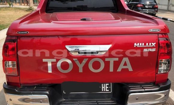 Acheter Occasion Voiture Toyota Hilux Rouge à Luena, Moxico Acheter Occasion Voiture Toyota Hilux Rouge à Luena, Moxico