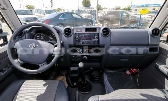 Acheter Neuf Voiture Toyota Land Cruiser Blanc à Benguela, Benguela Acheter Neuf Voiture Toyota Land Cruiser Blanc à Benguela, Benguela