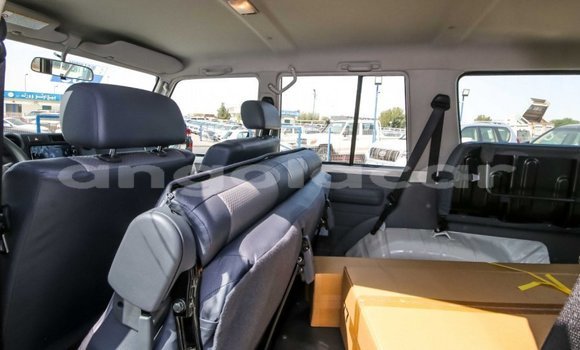 Acheter Neuf Voiture Toyota Land Cruiser Blanc à Benguela, Benguela Acheter Neuf Voiture Toyota Land Cruiser Blanc à Benguela, Benguela