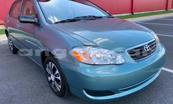 Comprar Usado Toyota Corolla Azul Carro em Luena em Moxico