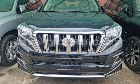 Comprar Usado Toyota Land Cruiser Prado Preto Carro em Luanda em Luanda Province