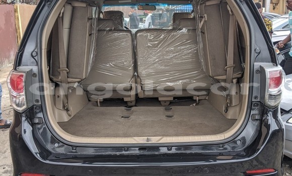 Buy Used Toyota Fortuner Black Car in Luanda in Luanda Province Buy Used Toyota Fortuner Black Car in Luanda in Luanda Province