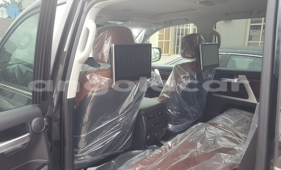 Buy Used Toyota Land Cruiser Black Car in Luena in Moxico Buy Used Toyota Land Cruiser Black Car in Luena in Moxico