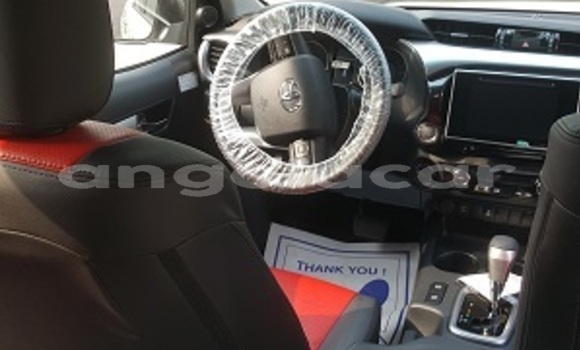 Acheter Occasion Voiture Toyota Hilux Blanc à Luanda, Province de Luanda Acheter Occasion Voiture Toyota Hilux Blanc à Luanda, Province de Luanda