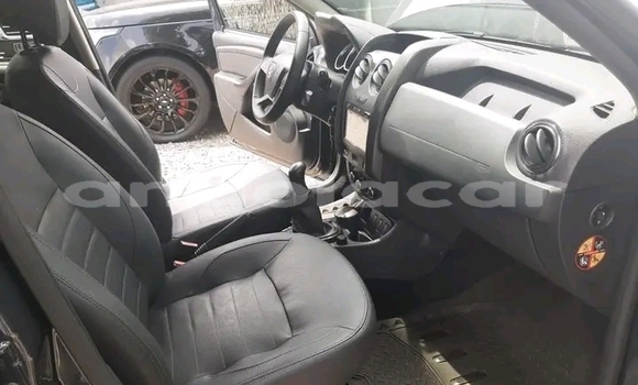 Acheter Occasion Voiture Renault Duster Gris à Luanda, Province de Luanda Acheter Occasion Voiture Renault Duster Gris à Luanda, Province de Luanda