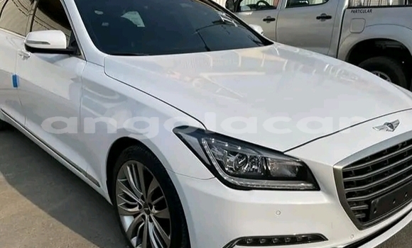 Buy Used Hyundai Genesis White Car in Luanda in Luanda Province Buy Used Hyundai Genesis White Car in Luanda in Luanda Province