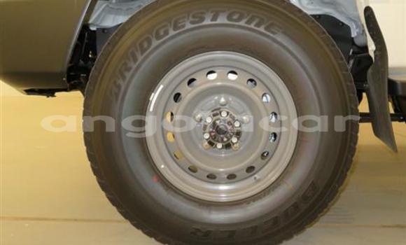Comprar Usado Toyota Land Cruiser Branco Carro em Luanda em Luanda Province Comprar Usado Toyota Land Cruiser Branco Carro em Luanda em Luanda Province