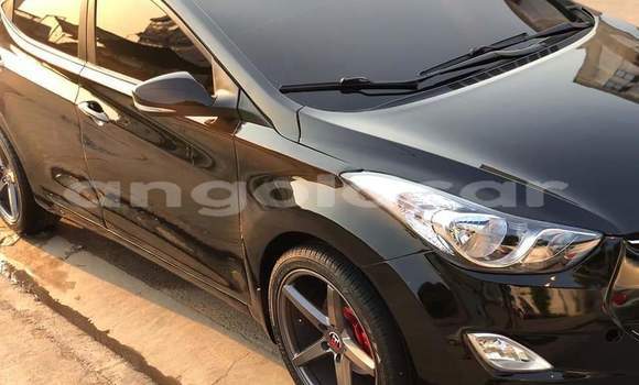Comprar Usado Hyundai Elantra Preto Carro em Luanda em Luanda Province