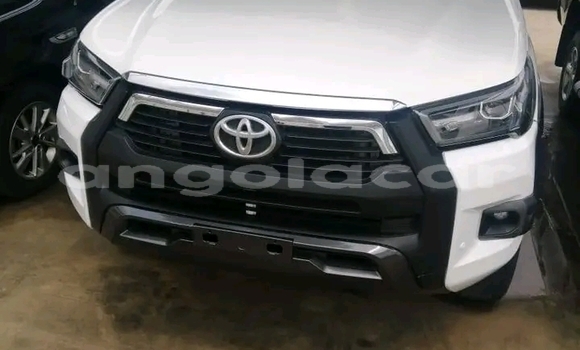 Buy Used Toyota Hilux White Car in Luanda in Luanda Province Buy Used Toyota Hilux White Car in Luanda in Luanda Province