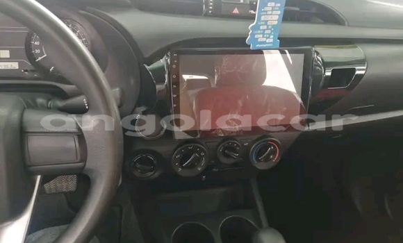 Buy Used Toyota Hilux White Car in Luanda in Luanda Province Buy Used Toyota Hilux White Car in Luanda in Luanda Province