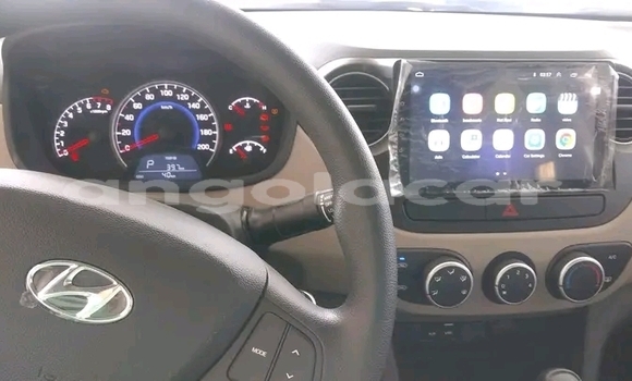 Buy Used Hyundai i10 Brown Car in Luanda in Luanda Province Buy Used Hyundai i10 Brown Car in Luanda in Luanda Province