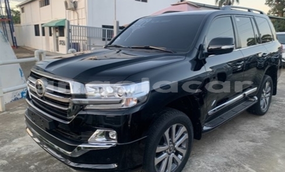 Buy Used Toyota Land Cruiser Black Car in Luanda in Luanda Province Buy Used Toyota Land Cruiser Black Car in Luanda in Luanda Province