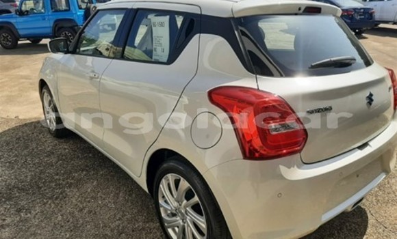 Acheter Occasion Voiture Suzuki Swift Blanc à Luanda, Province de Luanda Acheter Occasion Voiture Suzuki Swift Blanc à Luanda, Province de Luanda