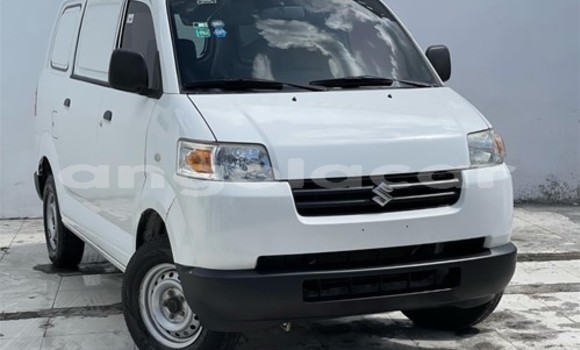 Acheter Occasion Voiture Suzuki APV Blanc à Luanda, Province de Luanda Acheter Occasion Voiture Suzuki APV Blanc à Luanda, Province de Luanda